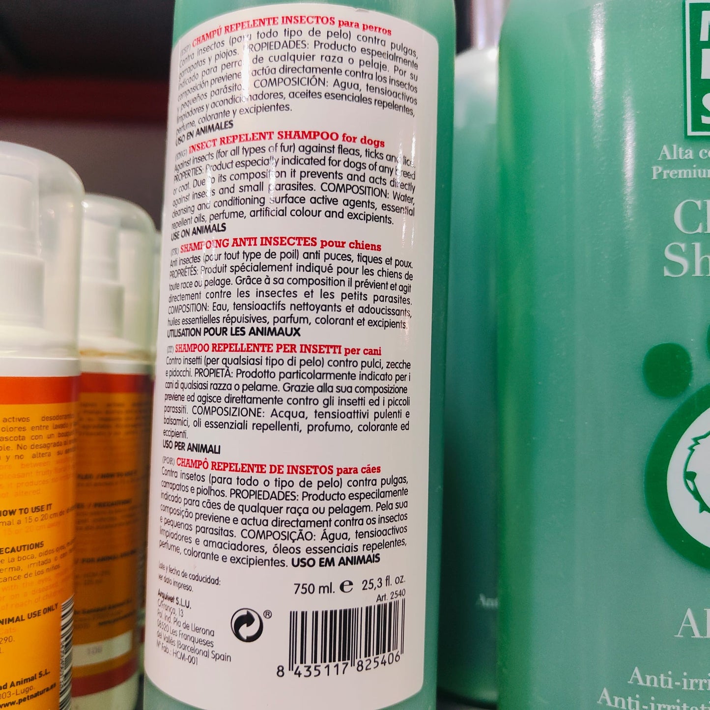 CHAMPU ANTIPARASITARIO REPELENTE 750ml.Arquivet